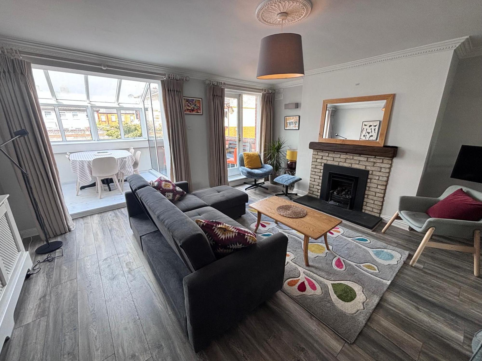 Central, Comfortable And Spacious 4 Bed Duplex Dublin Exteriér fotografie